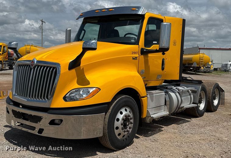 2021 International LT625