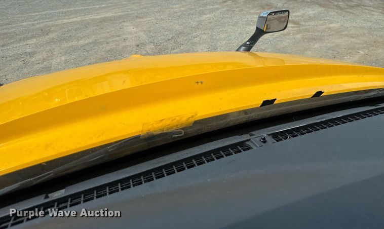 image for item EJ4831 2021 International LT625 semi truck