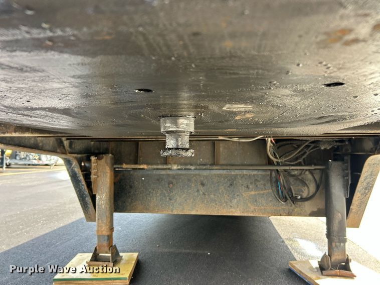 image for item EK3000 1999 Dakota Manufacturing DHT7048 drop deck hydraulic tail equipment trailer