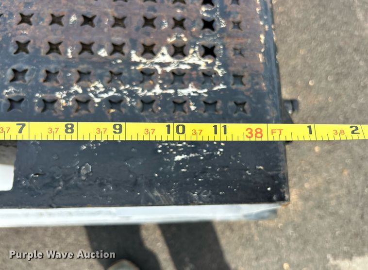 image for item EK3000 1999 Dakota Manufacturing DHT7048 drop deck hydraulic tail equipment trailer