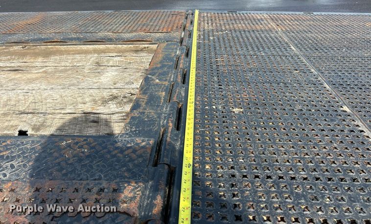 image for item EK3000 1999 Dakota Manufacturing DHT7048 drop deck hydraulic tail equipment trailer