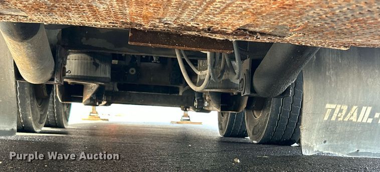 image for item EK3000 1999 Dakota Manufacturing DHT7048 drop deck hydraulic tail equipment trailer