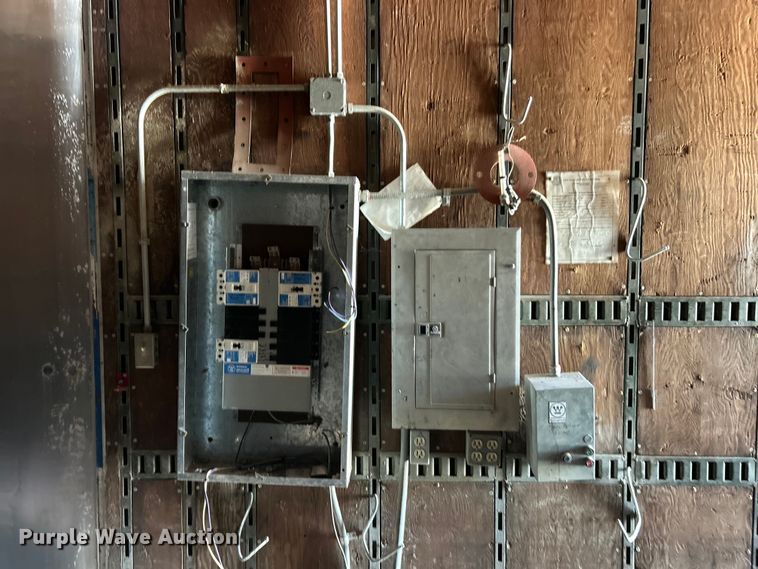 image for item EK8455 1976 Dorsey dry van trailer