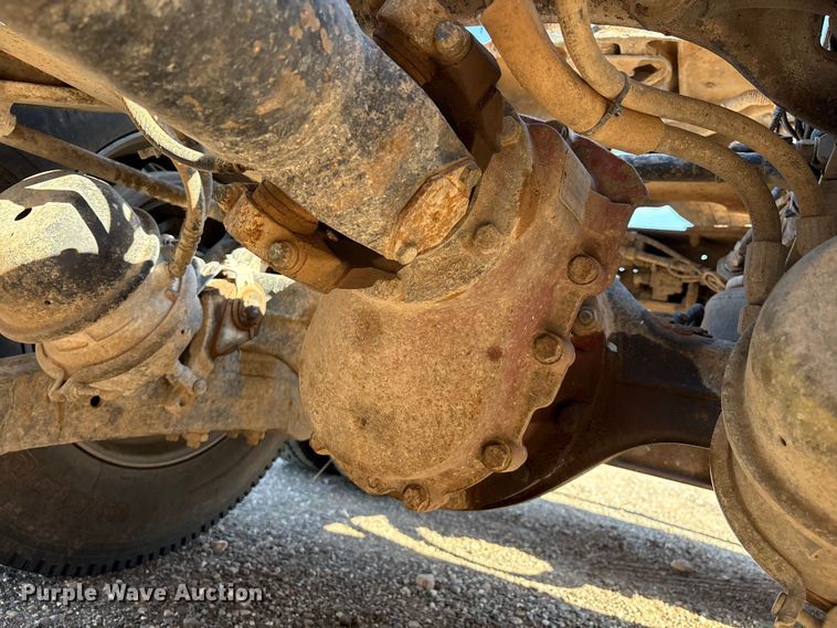 image for item EM0510 2008 Peterbilt 386 semi truck