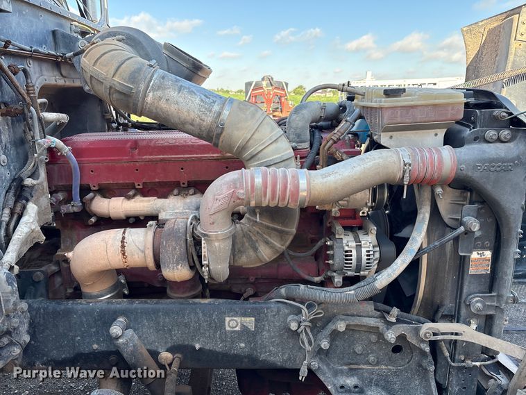 image for item EM0510 2008 Peterbilt 386 semi truck