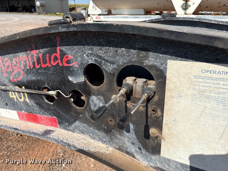 image for item EM0521 2019 Fontaine Magnitude HFLD lowboy equipment trailer