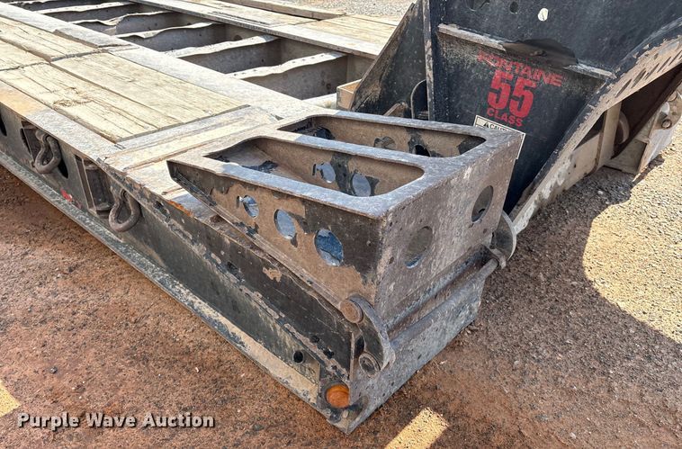 image for item EM0521 2019 Fontaine Magnitude HFLD lowboy equipment trailer