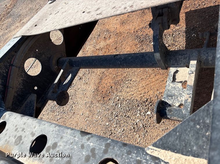 image for item EM0521 2019 Fontaine Magnitude HFLD lowboy equipment trailer