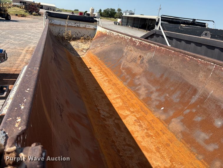 image for item EM0522 2007 CTS HRD-32 end dump trailer