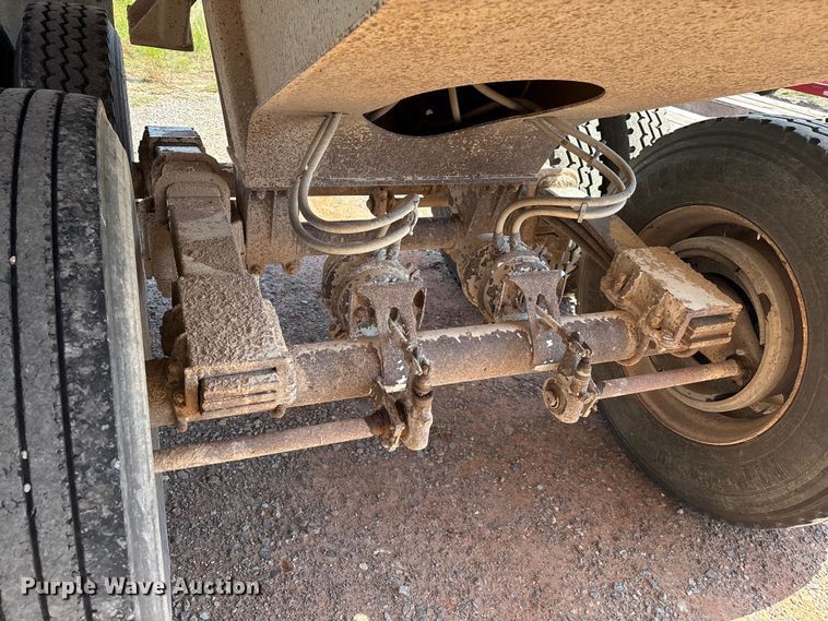 image for item EM0522 2007 CTS HRD-32 end dump trailer