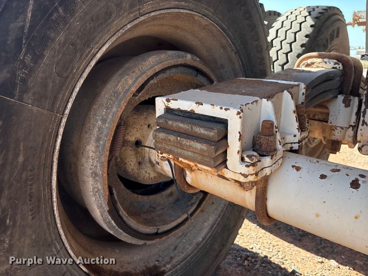 image for item EM0522 2007 CTS HRD-32 end dump trailer