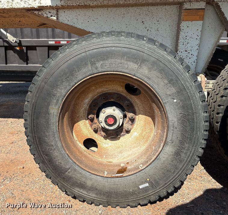 image for item EM0522 2007 CTS HRD-32 end dump trailer