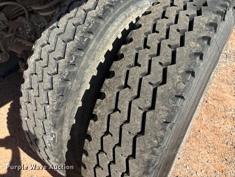 image for item EM0522 2007 CTS HRD-32 end dump trailer