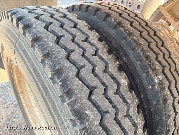 image for item EM0522 2007 CTS HRD-32 end dump trailer