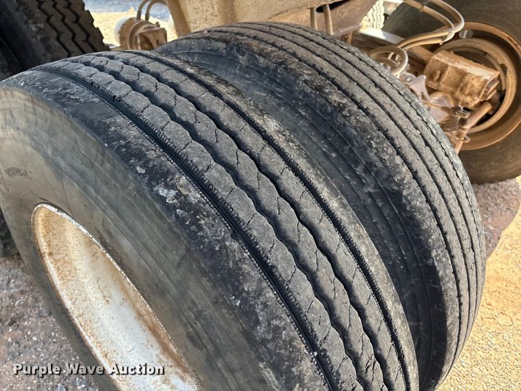 image for item EM0522 2007 CTS HRD-32 end dump trailer