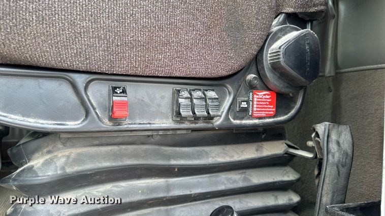 image for item EM2173 2003 Kenworth semi truck