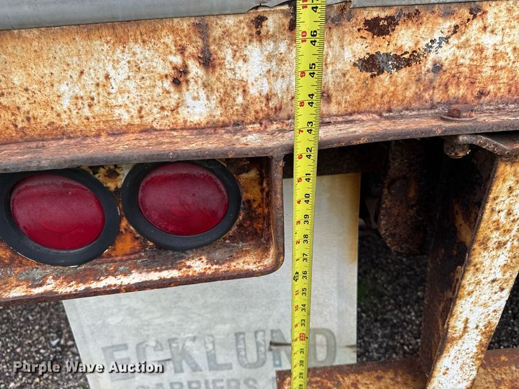 image for item EM2221 1989 Stoughton AVVW-485T-S-C dry van trailer