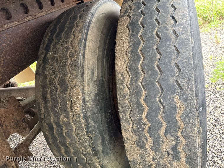 image for item EM2221 1989 Stoughton AVVW-485T-S-C dry van trailer