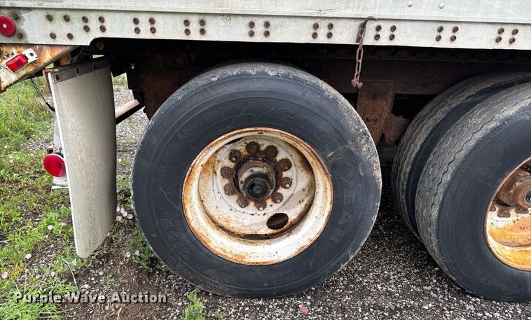 image for item EM2221 1989 Stoughton AVVW-485T-S-C dry van trailer
