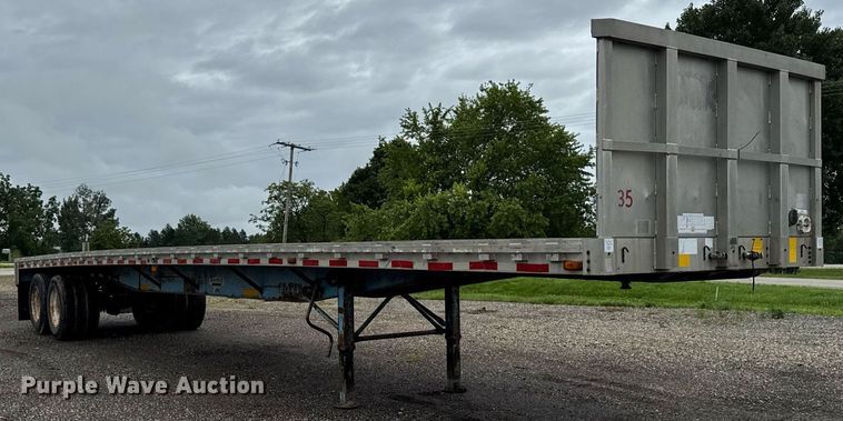 image for item EM2222 1990 Wilson CF-900 flatbed trailer