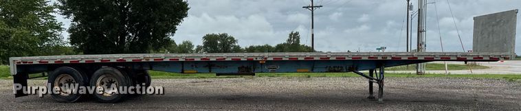 image for item EM2222 1990 Wilson CF-900 flatbed trailer