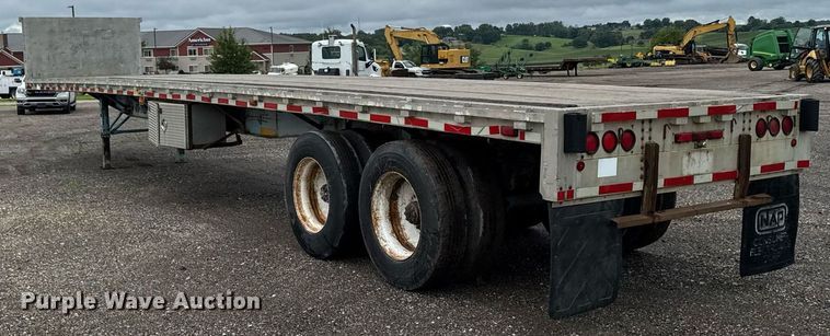 image for item EM2222 1990 Wilson CF-900 flatbed trailer