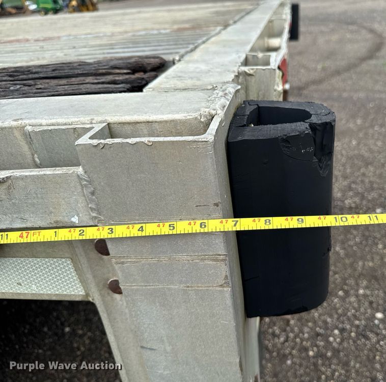 image for item EM2222 1990 Wilson CF-900 flatbed trailer