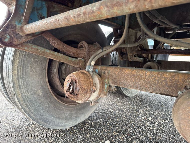 image for item EM2222 1990 Wilson CF-900 flatbed trailer