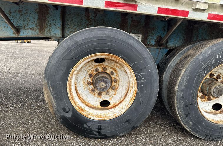image for item EM2222 1990 Wilson CF-900 flatbed trailer