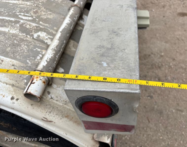 image for item EM5073 1991 Fruehauf pneumatic dry bulk trailer