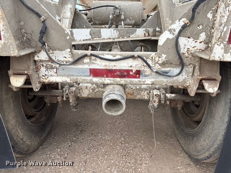 image for item EM5073 1991 Fruehauf pneumatic dry bulk trailer