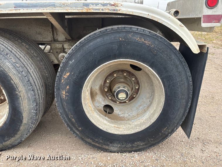 image for item EM5073 1991 Fruehauf pneumatic dry bulk trailer