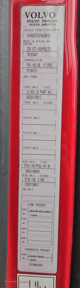 image for item EO4624 2007 Volvo VNL semi truck