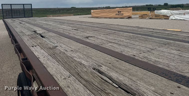 image for item ER2208 1997 Trailermobile flatbed trailer