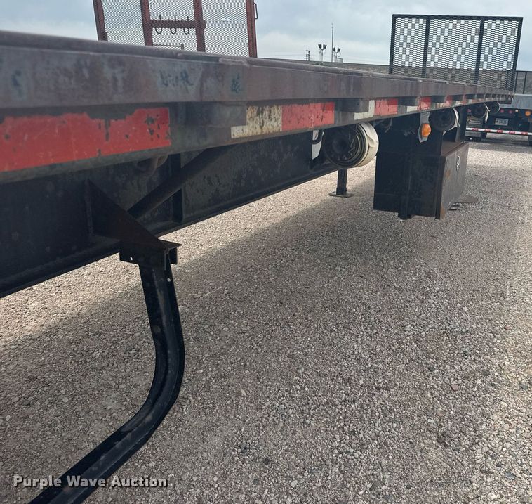 image for item ER2208 1997 Trailermobile flatbed trailer