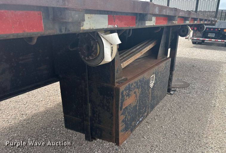 image for item ER2208 1997 Trailermobile flatbed trailer