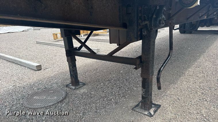 image for item ER2208 1997 Trailermobile flatbed trailer