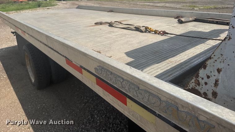 image for item ER2224 1996 GMC TopKick rollback truck