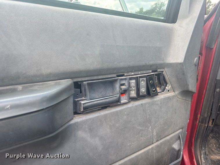 image for item ER2224 1996 GMC TopKick rollback truck