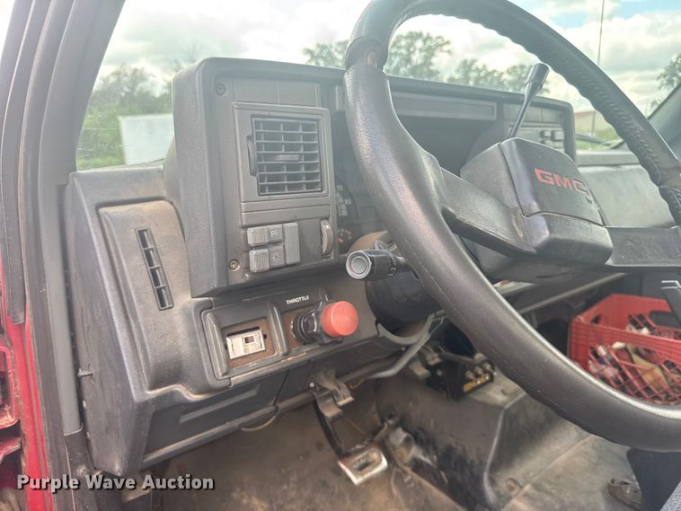 image for item ER2224 1996 GMC TopKick rollback truck