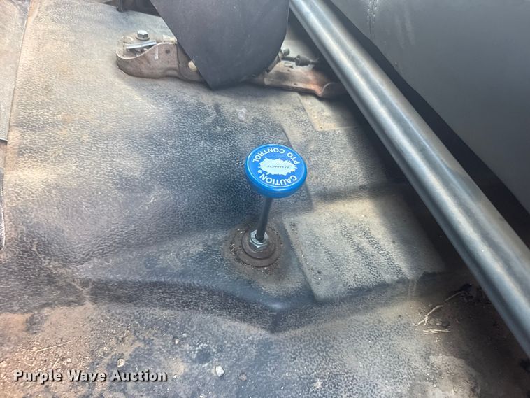 image for item ER2224 1996 GMC TopKick rollback truck