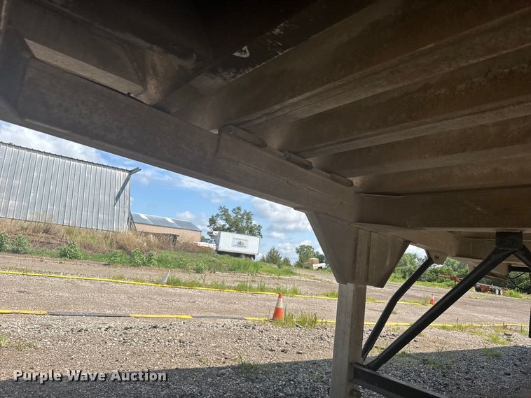 image for item ER2225 2014 Travis Body end dump trailer