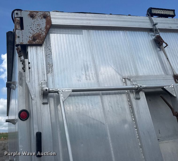 image for item ER2225 2014 Travis Body end dump trailer