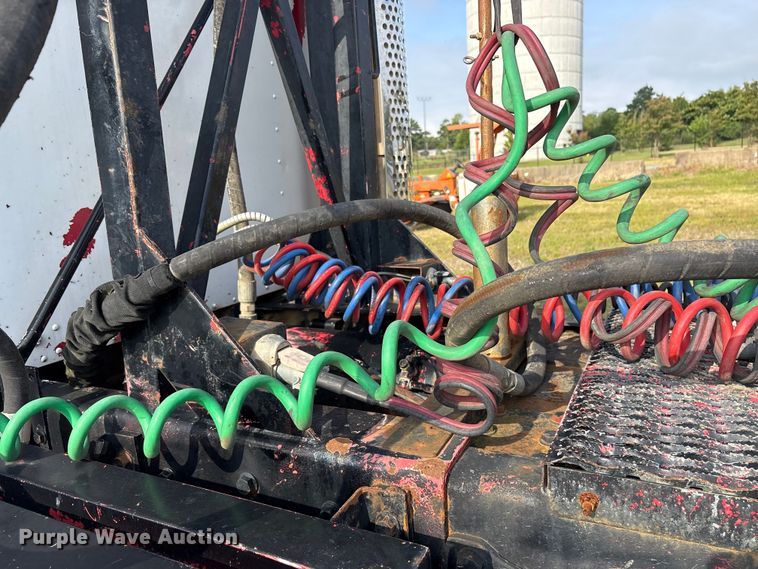 image for item ET7041 2001 Kenworth T800 semi truck