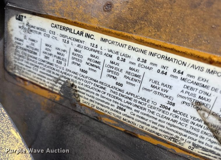 image for item ET8504 2005 Kenworth T800 semi truck