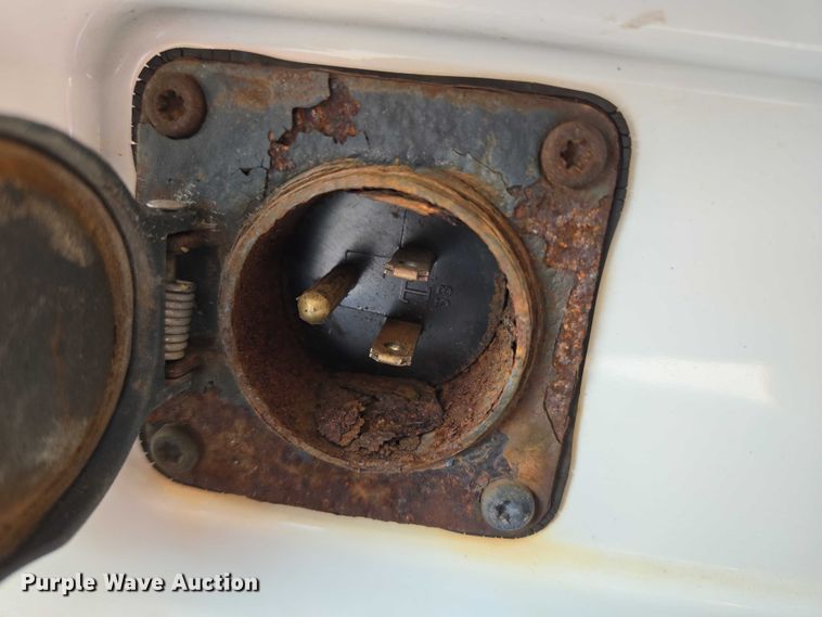 image for item EU3536 2019 Volvo Truck VNL semi truck