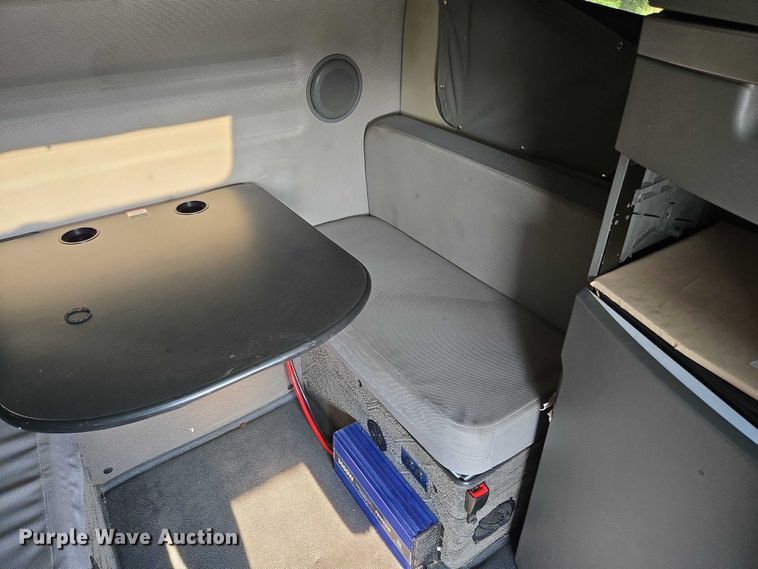 image for item EU3536 2019 Volvo Truck VNL semi truck