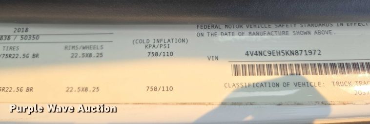 image for item EU3536 2019 Volvo Truck VNL semi truck