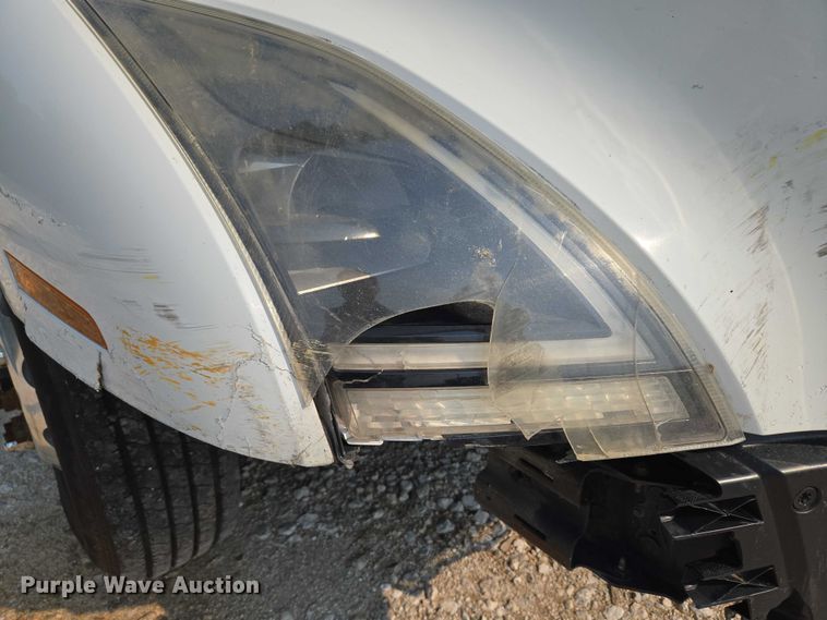 image for item EU3537 2019 Volvo VNL760 semi truck