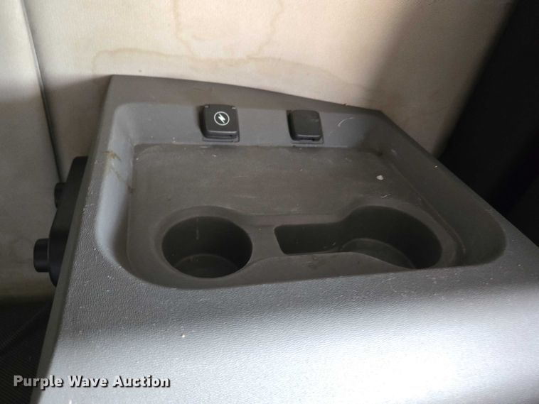 image for item EU3537 2019 Volvo VNL760 semi truck